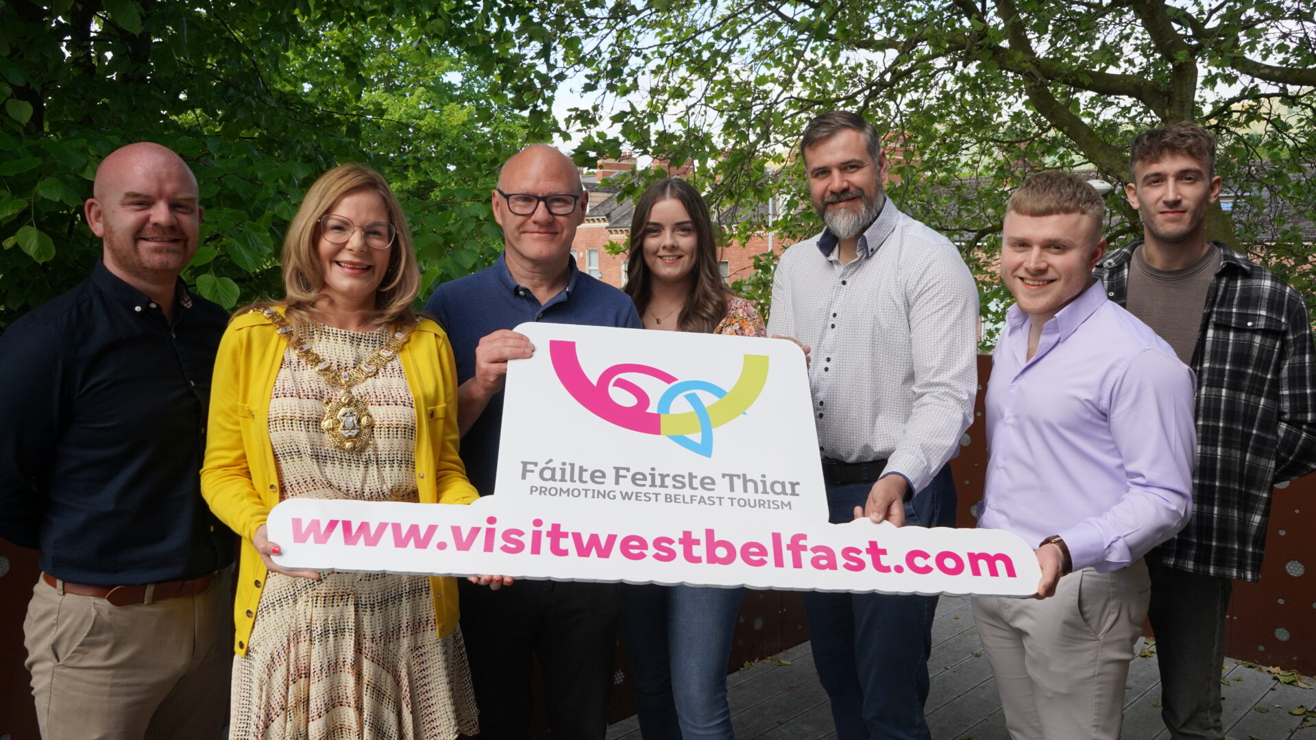 Mayor of Belfast Launches New Fáilte Feirste Thiar Visitor Inspired